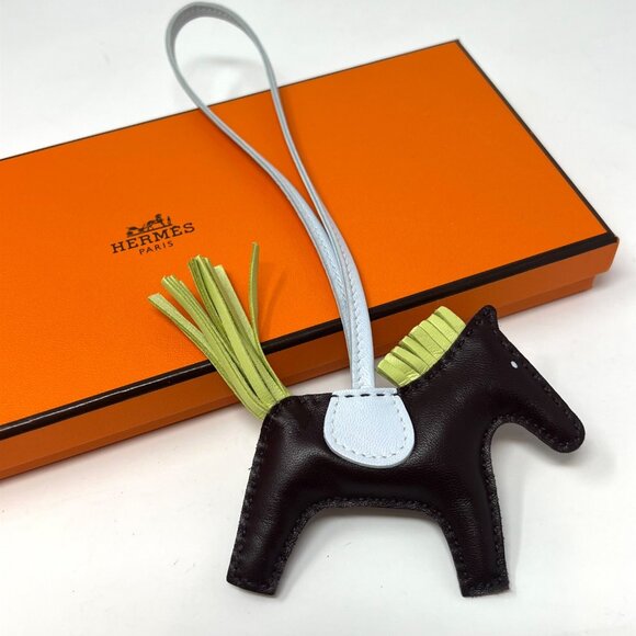 HERMES BNIB Milo Lambskin Rodeo PM Bag Charm - Picture 4 of 11